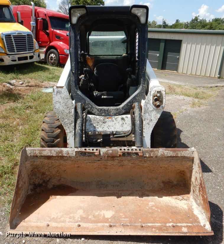 image for item DL0570 2014 Bobcat S530  skid steer loader
