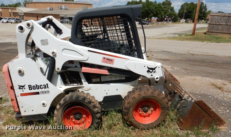 image for item DL0570 2014 Bobcat S530  skid steer loader