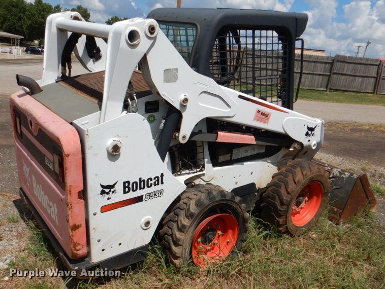 image for item DL0570 2014 Bobcat S530  skid steer loader