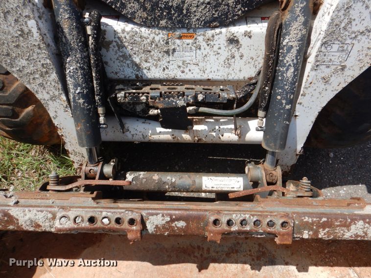 image for item DL0570 2014 Bobcat S530  skid steer loader