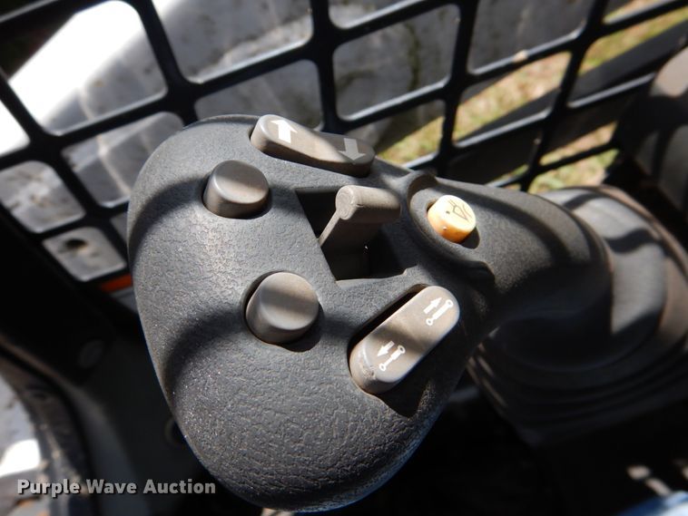 image for item DL0570 2014 Bobcat S530  skid steer loader