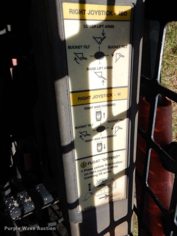 image for item DL0570 2014 Bobcat S530  skid steer loader