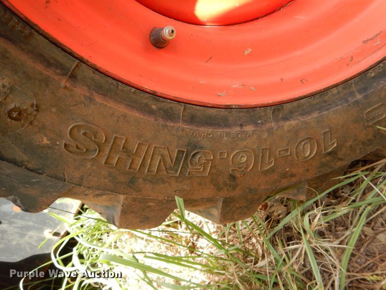 image for item DL0570 2014 Bobcat S530  skid steer loader