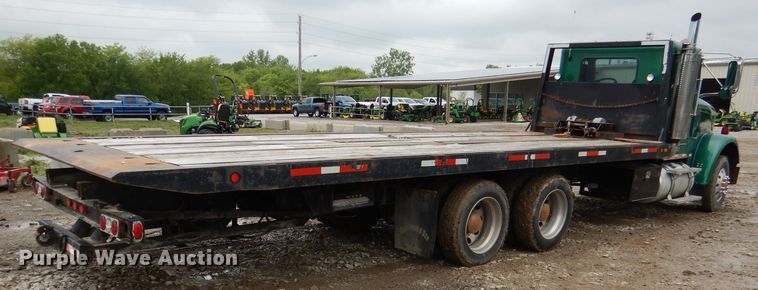 image for item DL8144 2007 Freightliner Classic  rollback truck