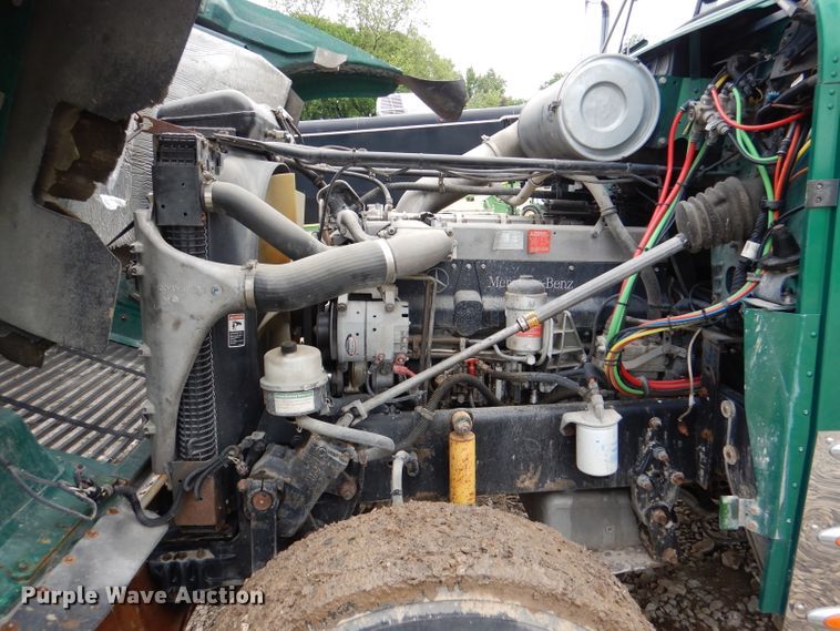 image for item DL8144 2007 Freightliner Classic  rollback truck