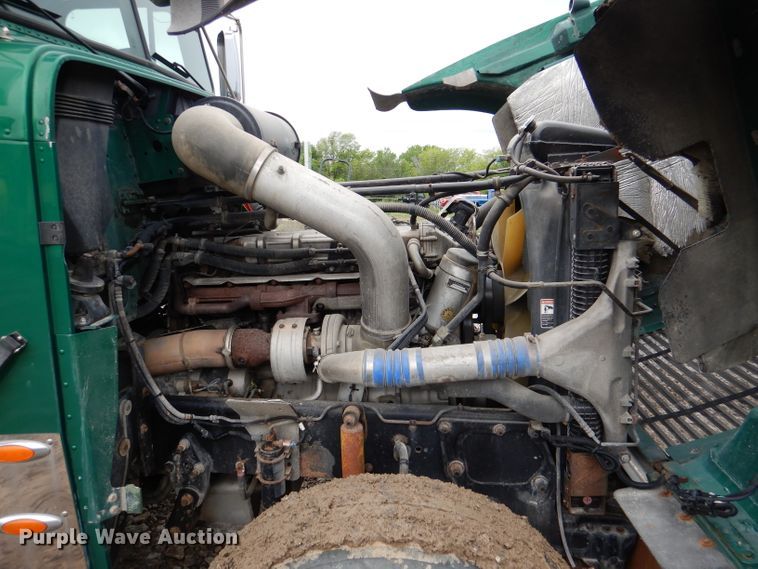 image for item DL8144 2007 Freightliner Classic  rollback truck