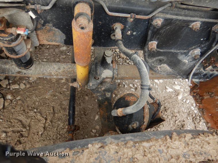 image for item DL8144 2007 Freightliner Classic  rollback truck