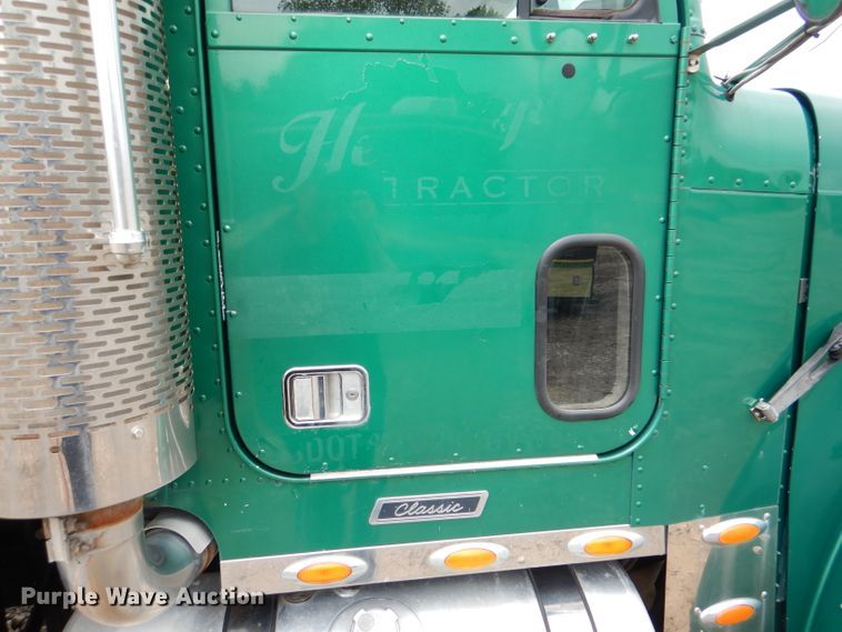 image for item DL8144 2007 Freightliner Classic  rollback truck