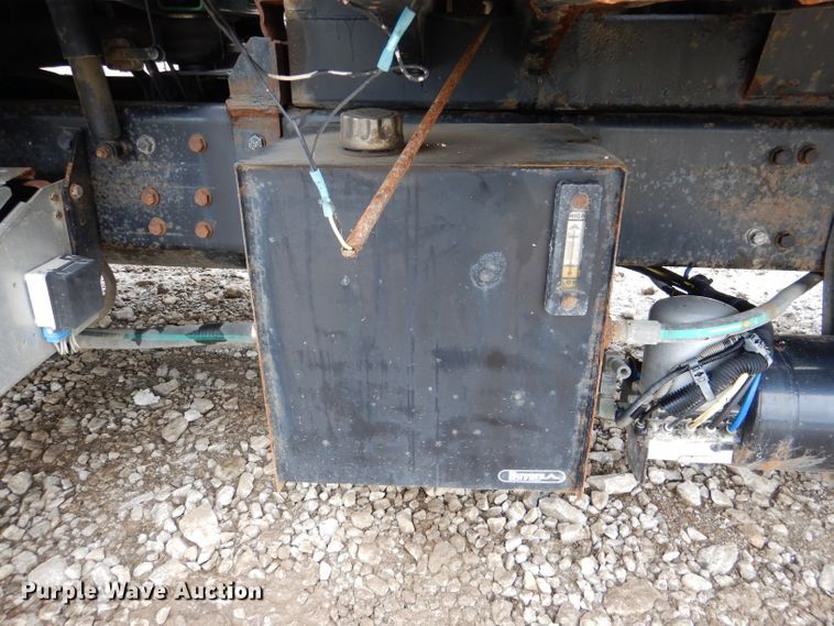 image for item DL8144 2007 Freightliner Classic  rollback truck