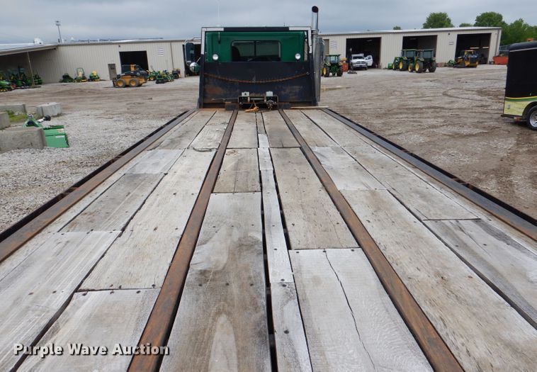 image for item DL8144 2007 Freightliner Classic  rollback truck