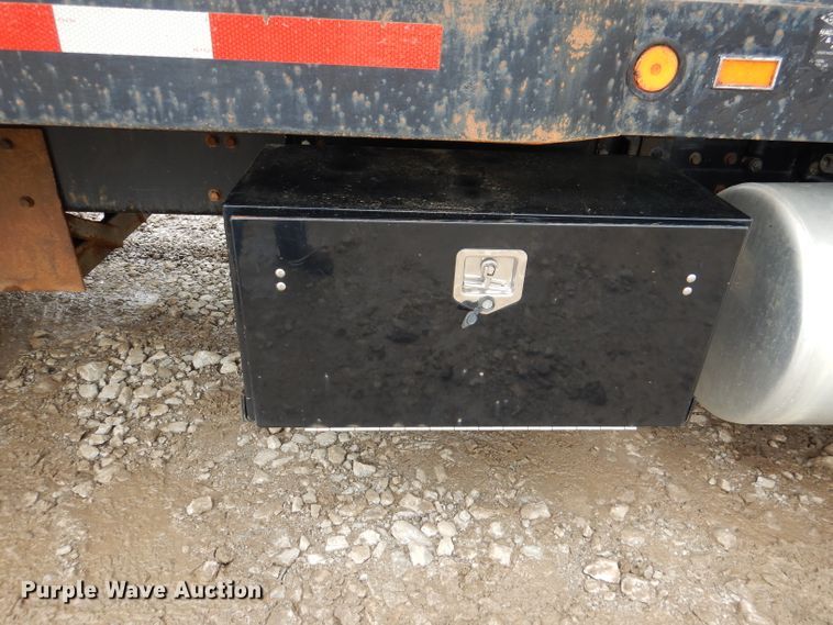 image for item DL8144 2007 Freightliner Classic  rollback truck