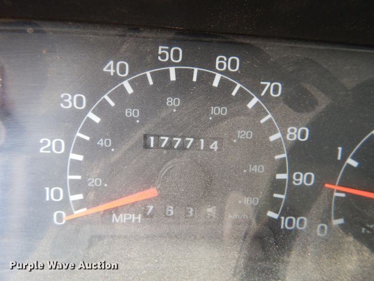 image for item DM0604 2004 Ford F650  vacuum truck