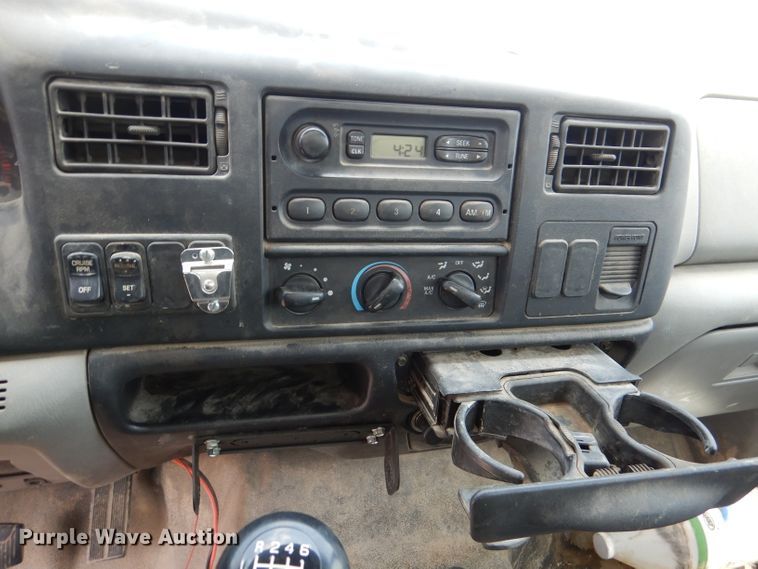 image for item DM0604 2004 Ford F650  vacuum truck