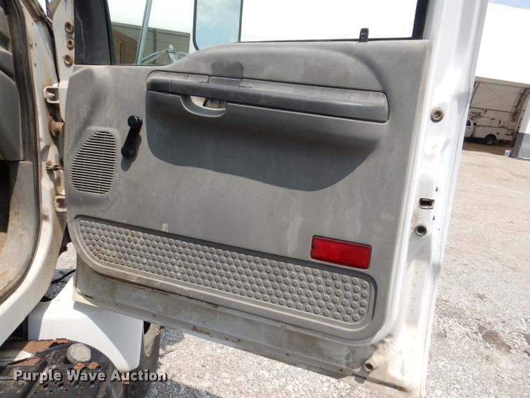 image for item DM0604 2004 Ford F650  vacuum truck