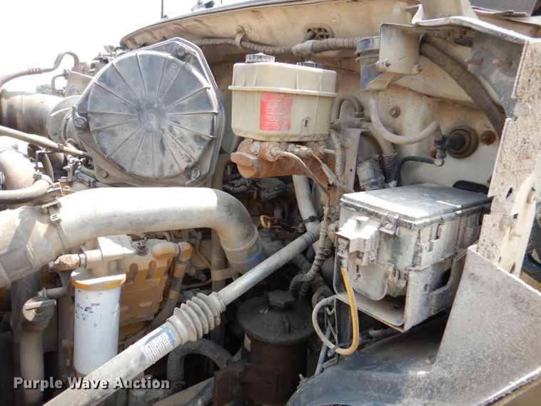 image for item DM0604 2004 Ford F650  vacuum truck