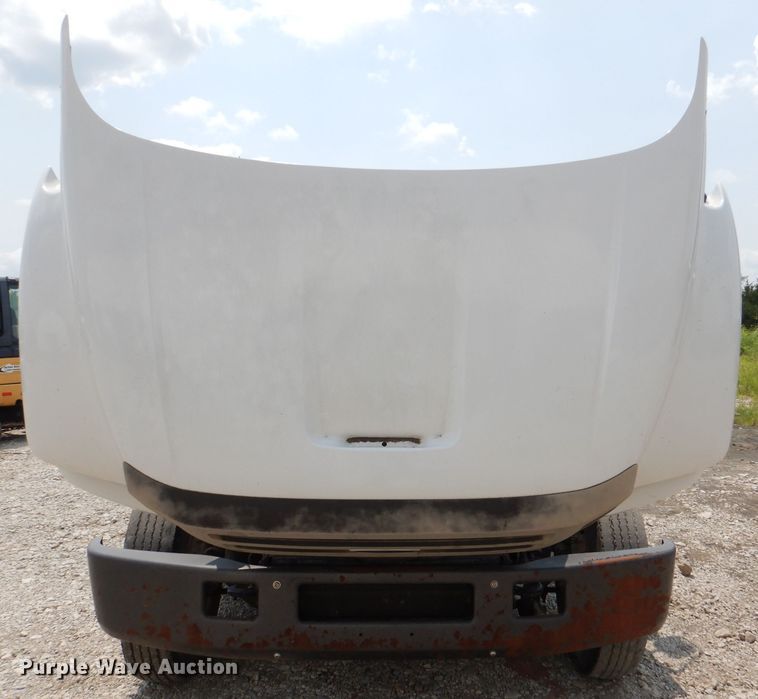 image for item DM0604 2004 Ford F650  vacuum truck