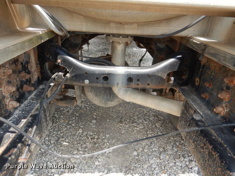 image for item DM0604 2004 Ford F650  vacuum truck