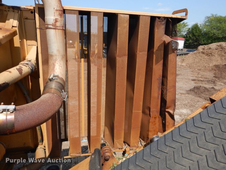 image for item DM0622 2002 Bandit 3680  horizontal grinder