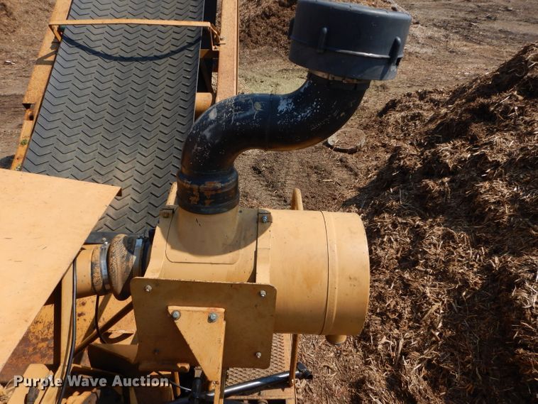 image for item DM0622 2002 Bandit 3680  horizontal grinder