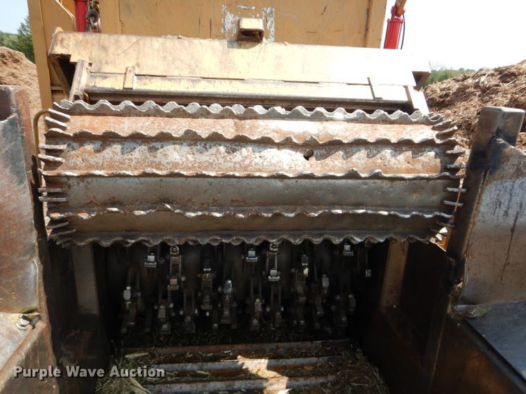 image for item DM0622 2002 Bandit 3680  horizontal grinder