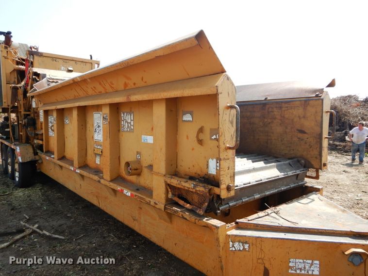 image for item DM0622 2002 Bandit 3680  horizontal grinder