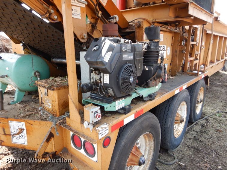 image for item DM0622 2002 Bandit 3680  horizontal grinder