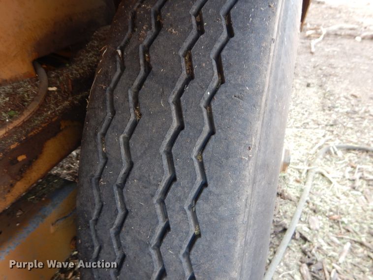 image for item DM0622 2002 Bandit 3680  horizontal grinder