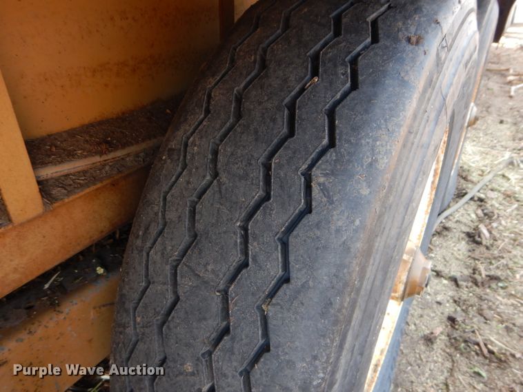 image for item DM0622 2002 Bandit 3680  horizontal grinder