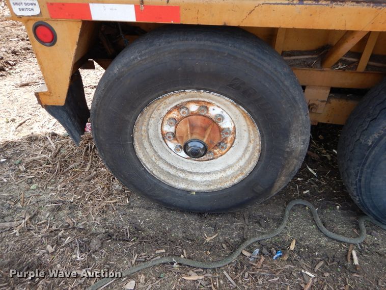 image for item DM0622 2002 Bandit 3680  horizontal grinder