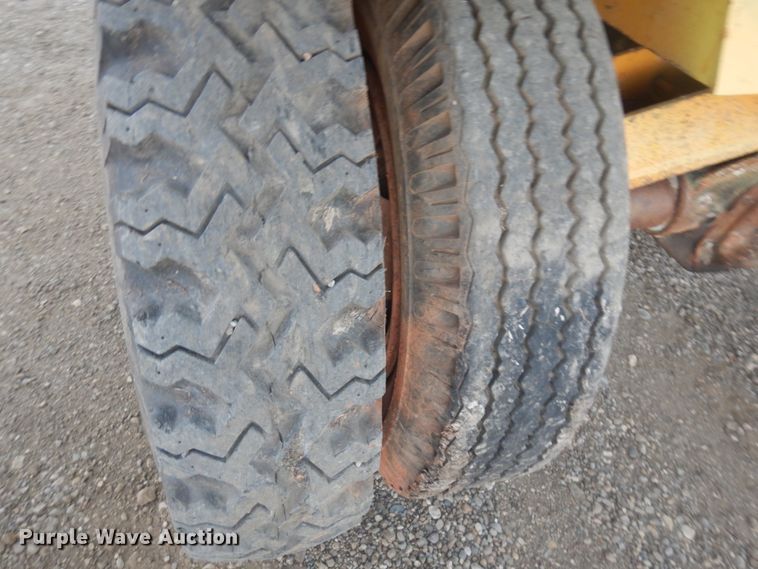 image for item DM5274 Concrete breaker