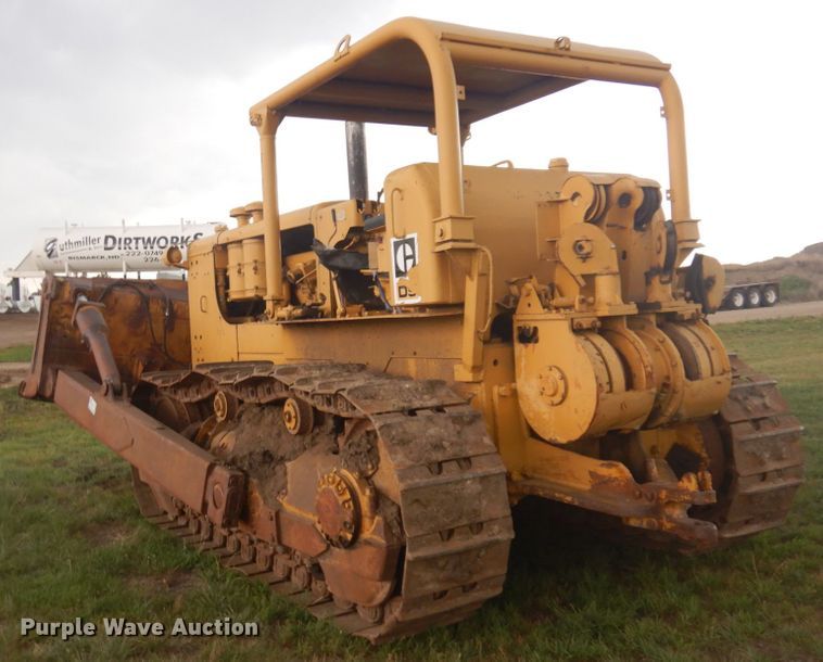 image for item DM5275 Caterpillar D9D  dozer