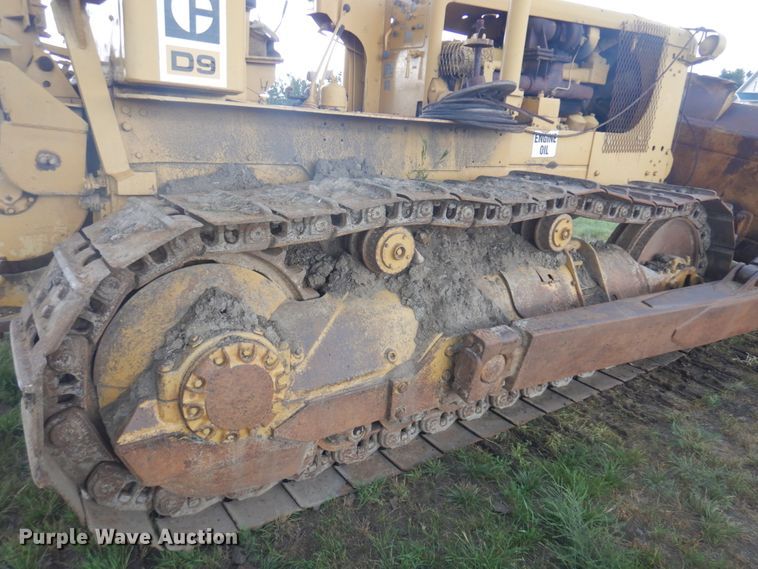 image for item DM5275 Caterpillar D9D  dozer