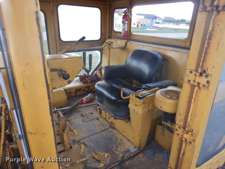 image for item DM5278 1962 Caterpillar D9G  dozer