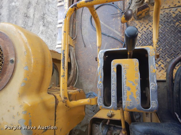 image for item DM5278 1962 Caterpillar D9G  dozer