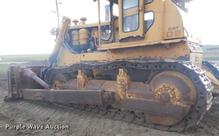 image for item DM5278 1962 Caterpillar D9G  dozer