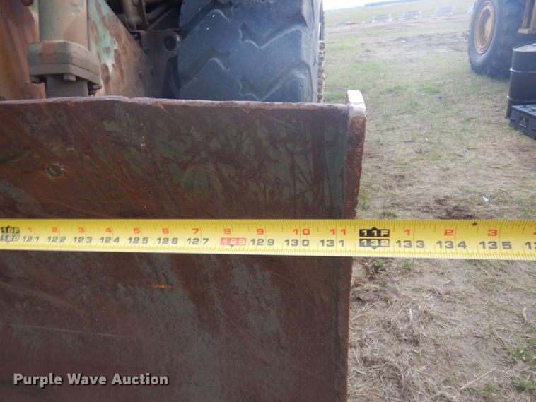 image for item DM5279 1971 Caterpillar 830MB  conventional scraper