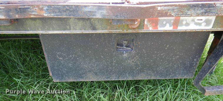 image for item DM6424 2007 Hefty  equipment trailer