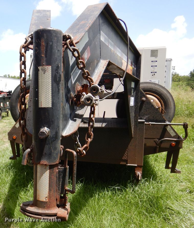 image for item DM6424 2007 Hefty  equipment trailer