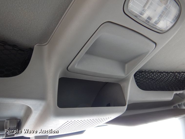 image for item DM6438 2011 International DuraStar 4400  fuel truck