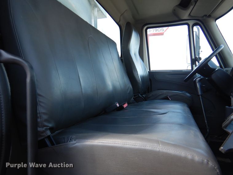 image for item DM6438 2011 International DuraStar 4400  fuel truck