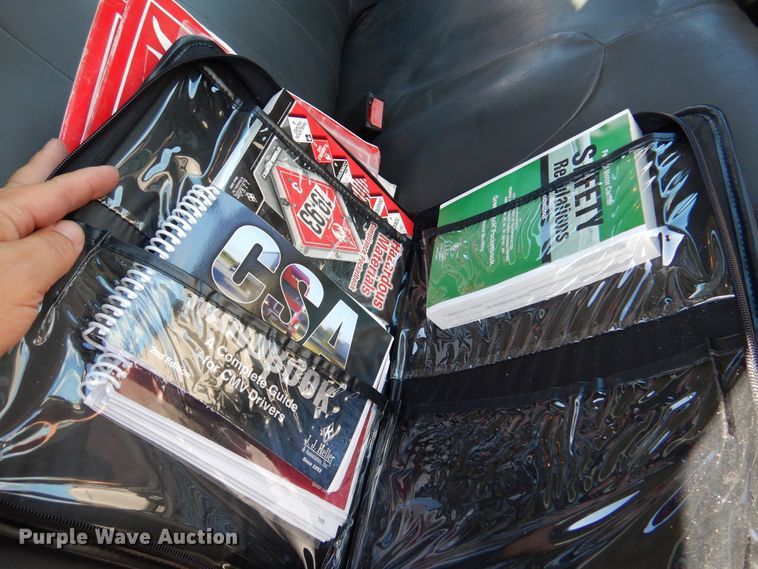 image for item DM6438 2011 International DuraStar 4400  fuel truck