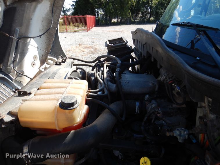 image for item DM6438 2011 International DuraStar 4400  fuel truck