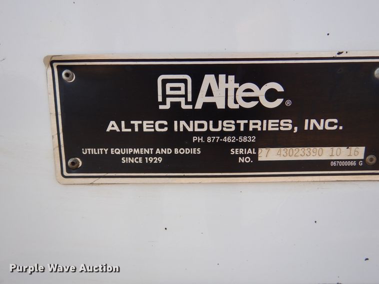 image for item DM6440 2016 Dodge Ram 5500HD  bucket truck