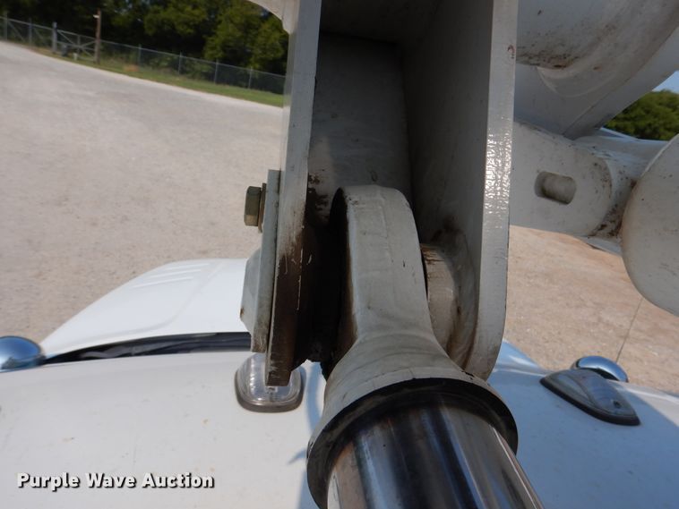 image for item DM6440 2016 Dodge Ram 5500HD  bucket truck