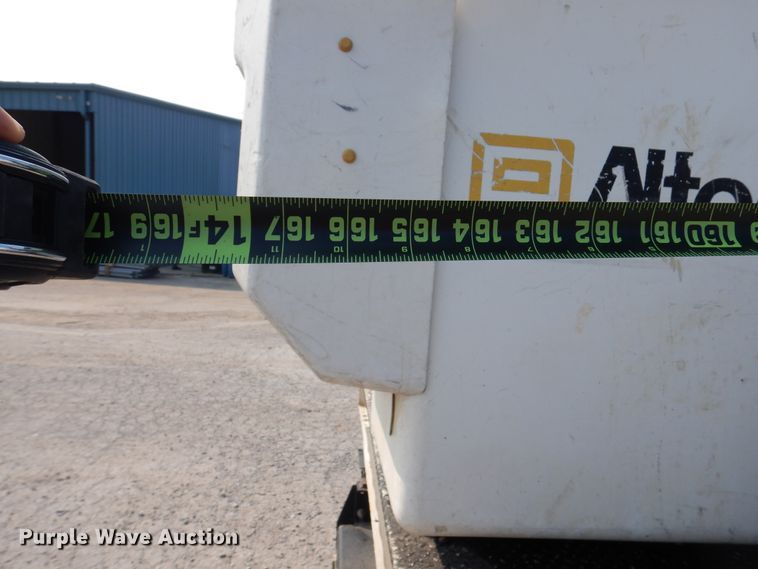 image for item DM6440 2016 Dodge Ram 5500HD  bucket truck