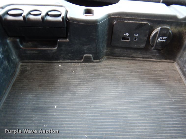 image for item DM6440 2016 Dodge Ram 5500HD  bucket truck