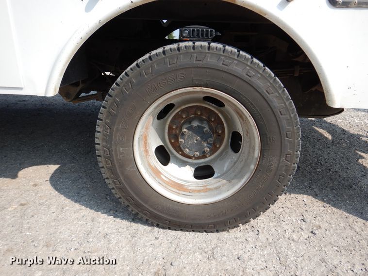 image for item DM6440 2016 Dodge Ram 5500HD  bucket truck