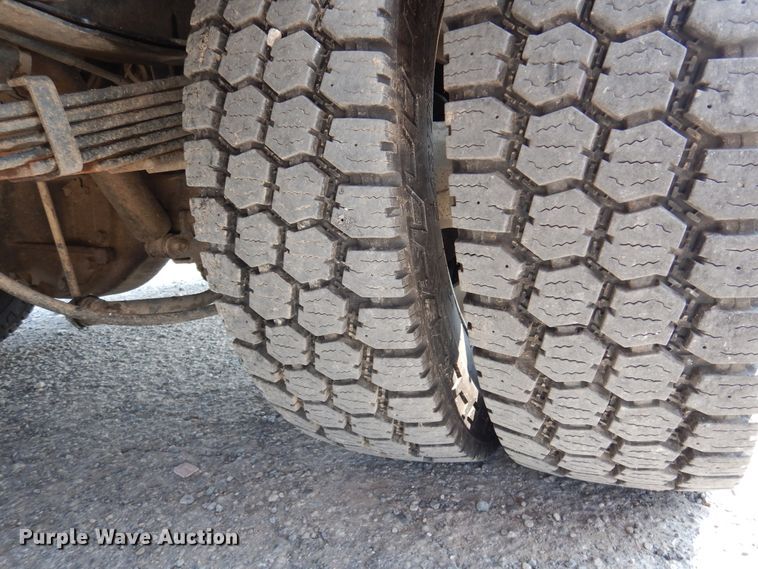 image for item DM6440 2016 Dodge Ram 5500HD  bucket truck