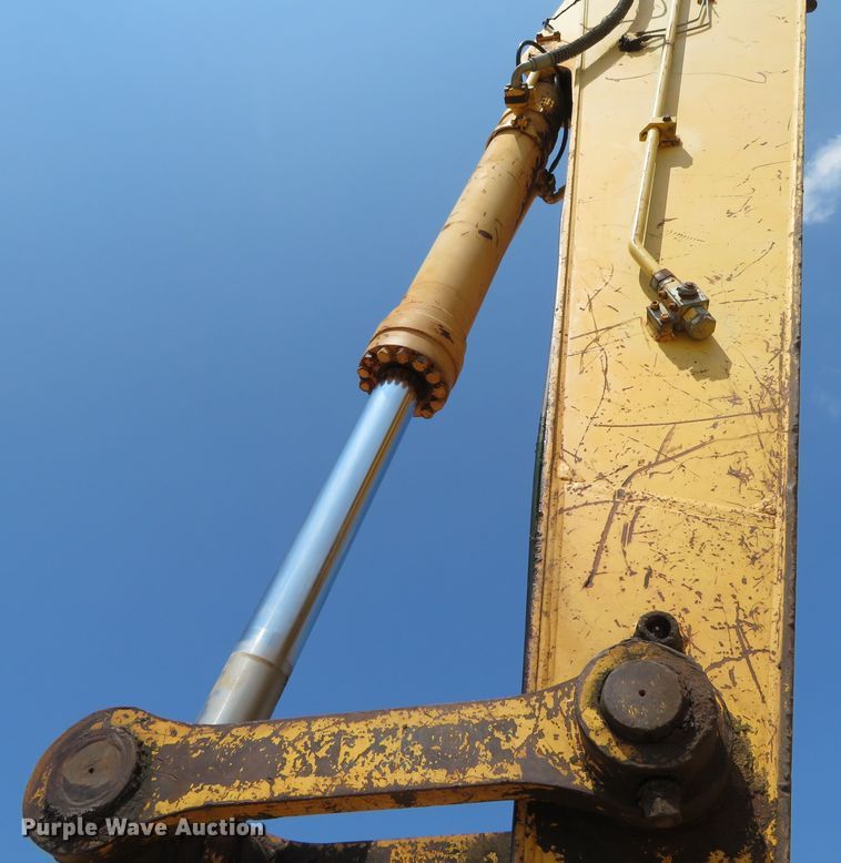 image for item DN5969 2000 Komatsu PC400LC-6LK  excavator