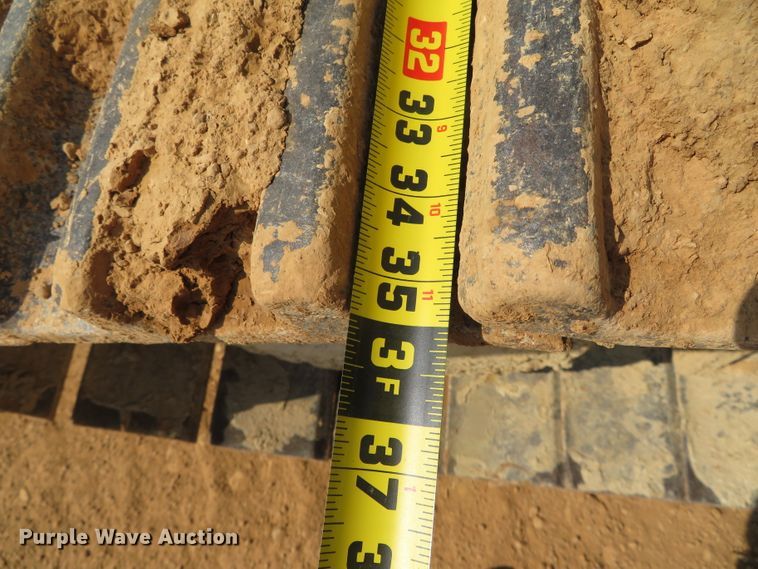 image for item DN5976 2005 Komatsu PC600LC-7  excavator